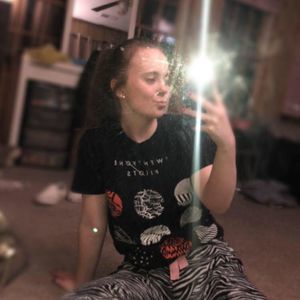 Meet your Posher, Meagan